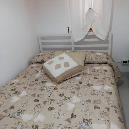 Giovi's House 펜션 아르데아